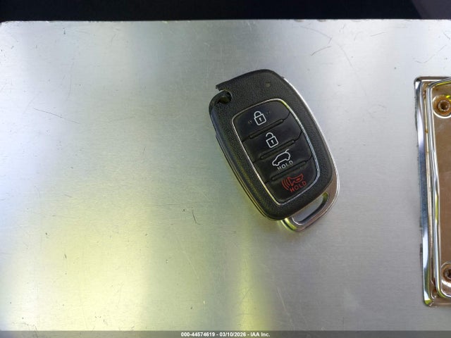 KM8J33A29HU372403 Hyundai Tucson Eco