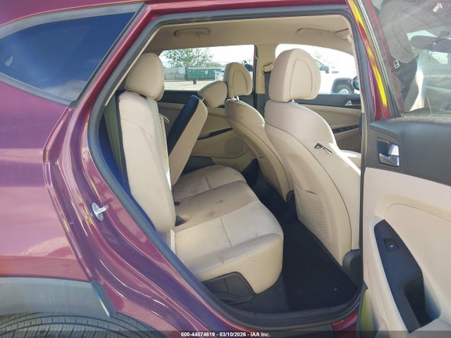 KM8J33A29HU372403 Hyundai Tucson Eco