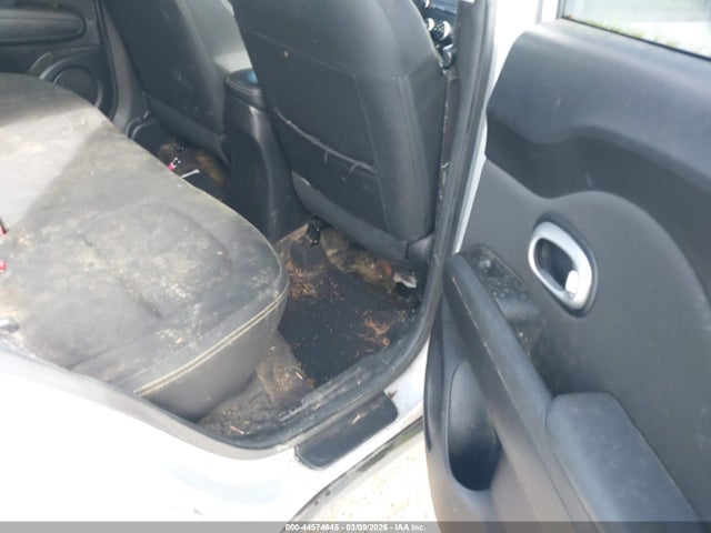 KIA SOUL + 2014 KNDJP3A55E7703331 Image 8