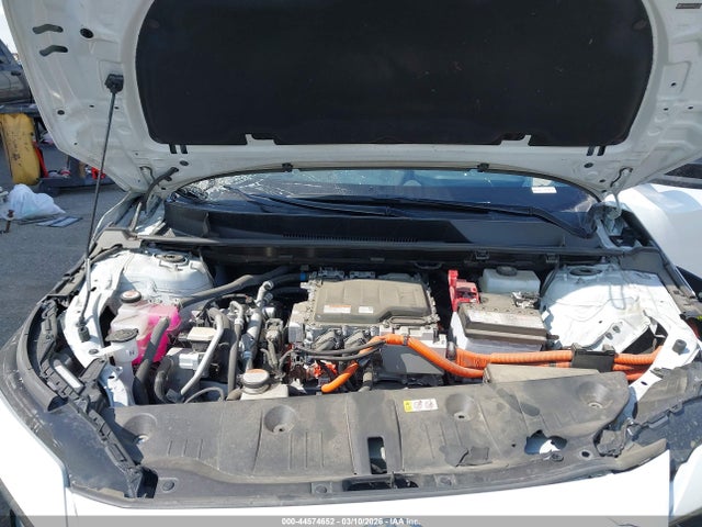 Toyota BZ4X XLE 2023 JTMAAAAA9PA021030 Image 10