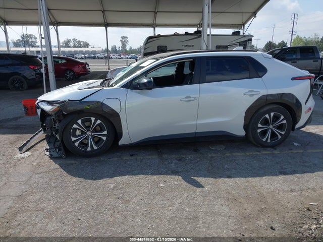Toyota BZ4X XLE 2023 JTMAAAAA9PA021030 Image 14