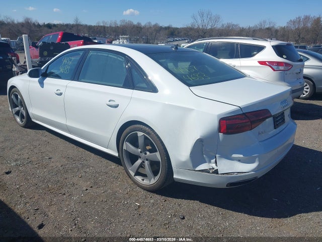 2018 AUDI A8 L WAU43AFD1JN000146 Photo 2