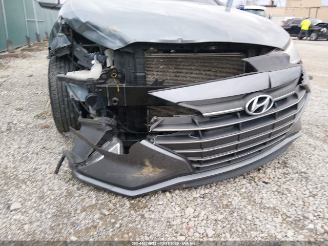 Продаж на аукціоні авто 2019 Hyundai Elantra Se, vin: KMHD74LF1KU831745, номер лоту: 44574693