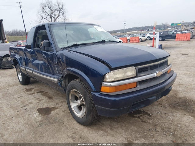 2001 CHEVROLET S-10 1GCCS195218161500