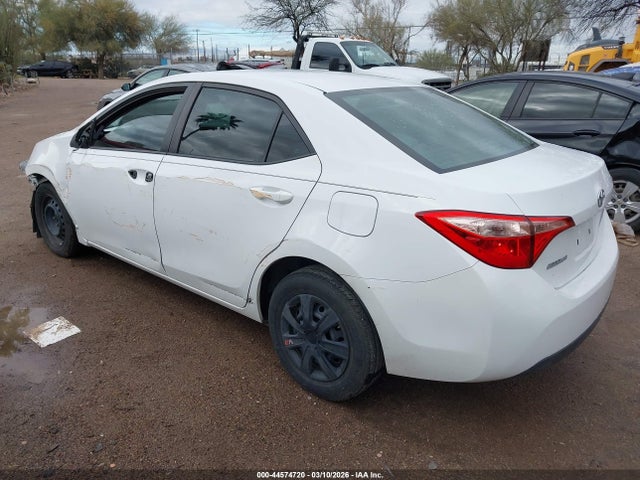 2017 TOYOTA COROLLA 5YFBURHE4HP717777 Photo 2
