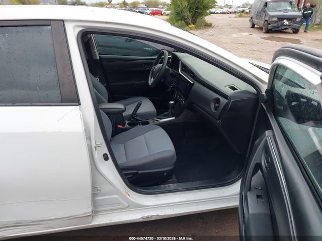 2017 TOYOTA COROLLA 5YFBURHE4HP717777 Photo 4