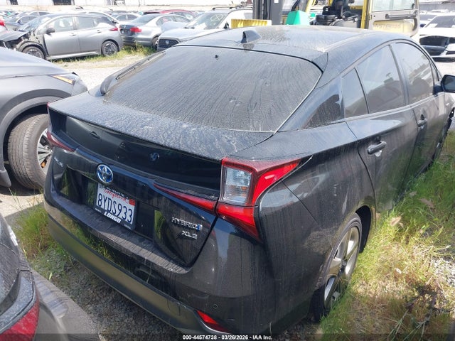 JTDKAMFU8N3158681 Toyota PRIUS XLE