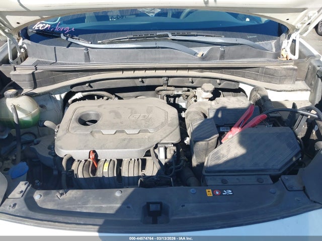 KNDPM3AC9J7333819 KIA Sportage Lx