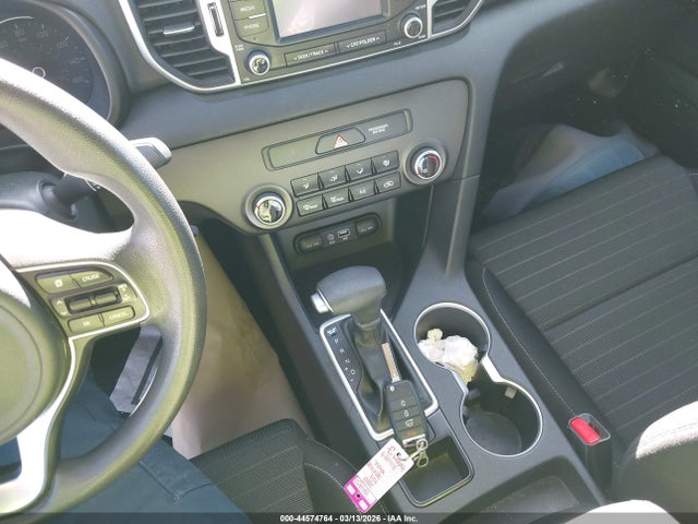 KNDPM3AC9J7333819 KIA Sportage Lx