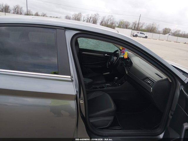44574773 :رقم المزاد ، 3VWC57BU3KM188601 vin ، 2019 Volkswagen Jetta 1.4t R-line/1.4t S/1.4t Se مزاد بيع