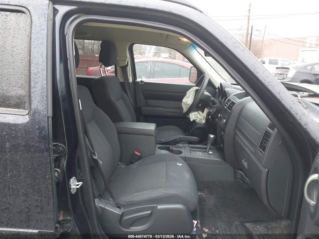 2011 Dodge Nitro Heat მანქანა იყიდება აუქციონზე, vin: 1D4PT4GK0BW576372, აუქციონის ნომერი: 44574778