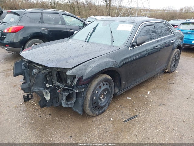 Продажа на аукционе авто 2014 Chrysler 300c Awd, vin: 2C3CCAKT5EH323243, номер лота: 44574799