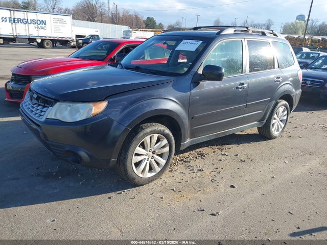 2013 SUBARU FORESTER JF2SHADC2DH409928 Photo 1