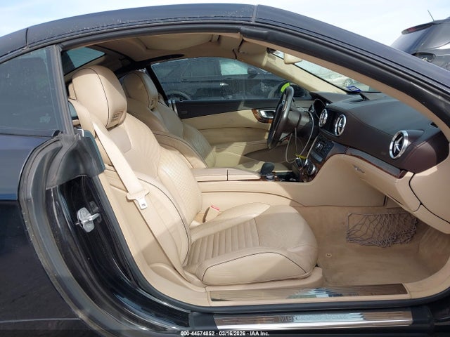44574852 :رقم المزاد ، WDDJK7DA0DF010109 vin ، 2013 Mercedes-benz Sl 550 مزاد بيع