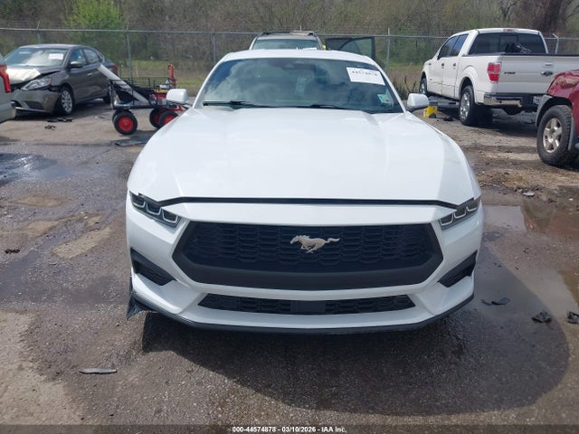 2024 Ford Mustang Ecoboost Fastback მანქანა იყიდება აუქციონზე, vin: 1FA6P8TH1R5107263, აუქციონის ნომერი: 44574878