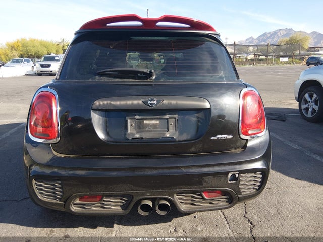 WMWXM9C57FT996349 Mini Hardtop John Cooper Works