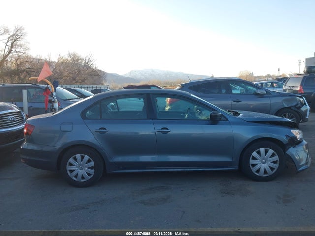3VW267AJ4GM303472 Volkswagen Jetta 1.4t S