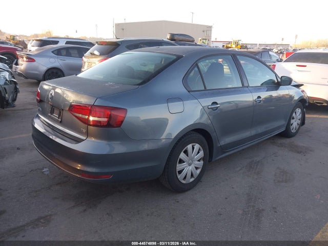 3VW267AJ4GM303472 Volkswagen Jetta 1.4t S