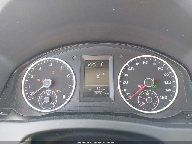 2011 Volkswagen Tiguan S მანქანა იყიდება აუქციონზე, vin: WVGAV7AX0BW556055, აუქციონის ნომერი: 44574906