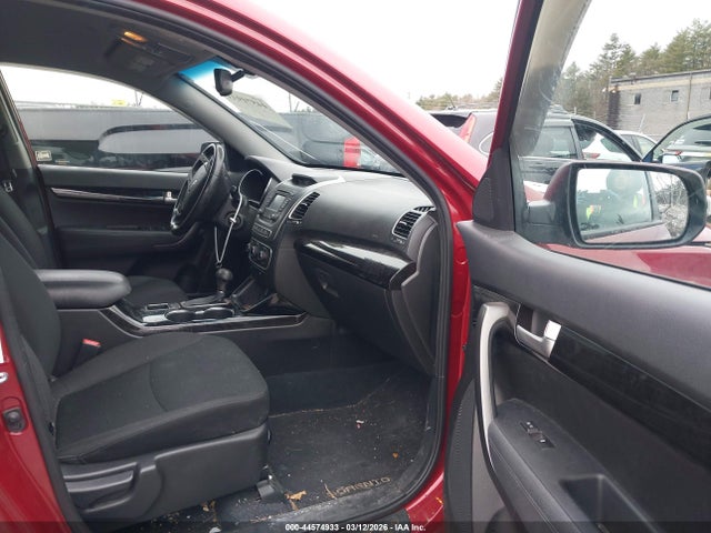 KIA SORENTO LX 2015 5XYKTDA69FG637207 Image 5