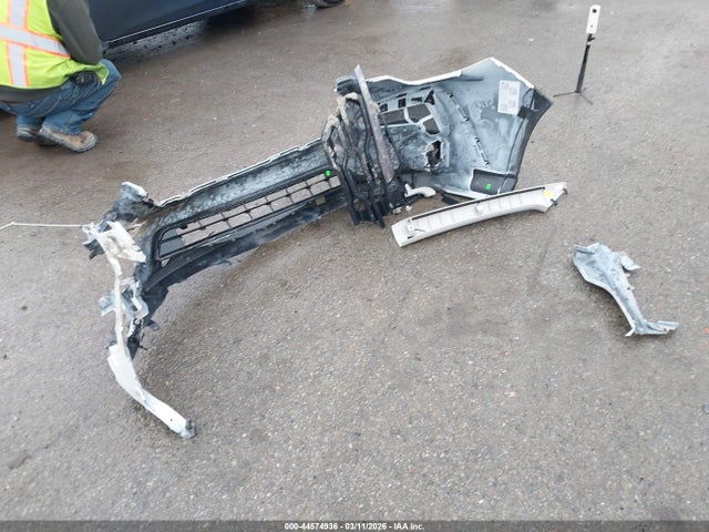2024 Subaru Crosstrek Limited მანქანა იყიდება აუქციონზე, vin: 4S4GUHM64R3833761, აუქციონის ნომერი: 44574936