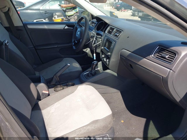 Продаж на аукціоні авто 2017 Volkswagen Jetta 1.4t S, vin: 3VW2B7AJ9HM343673, номер лоту: 44575010
