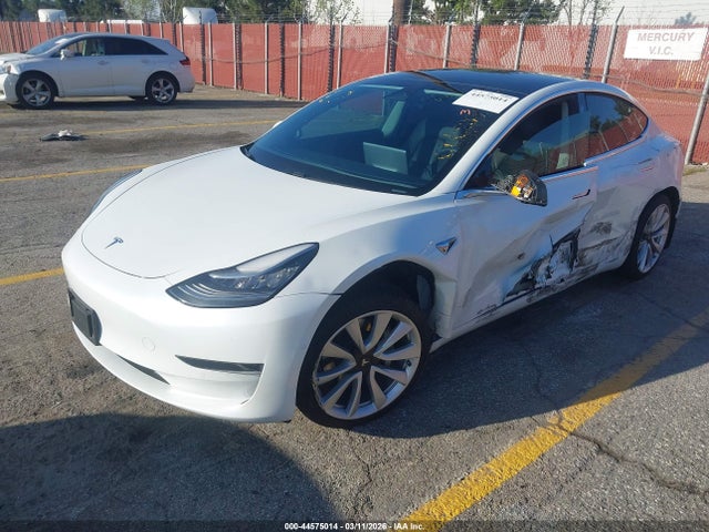 2020 Tesla Model 3 მანქანა იყიდება აუქციონზე, vin: 5YJ3E1EA9LF806348, აუქციონის ნომერი: 44575014