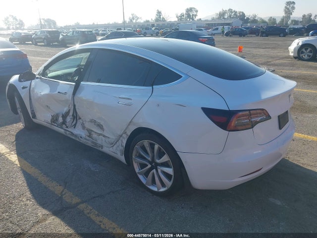 2020 Tesla Model 3 მანქანა იყიდება აუქციონზე, vin: 5YJ3E1EA9LF806348, აუქციონის ნომერი: 44575014