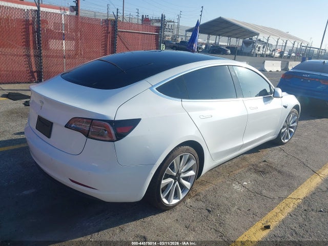 2020 Tesla Model 3 მანქანა იყიდება აუქციონზე, vin: 5YJ3E1EA9LF806348, აუქციონის ნომერი: 44575014