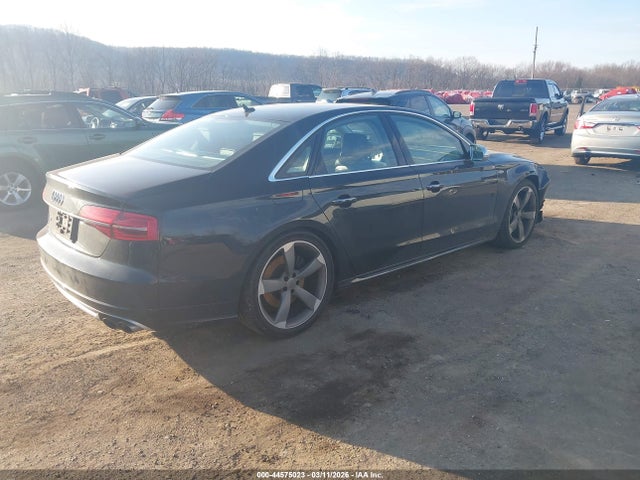 Продажа на аукционе авто 2015 Audi S8 4.0t, vin: WAUK2AFD3FN019900, номер лота: 44575023