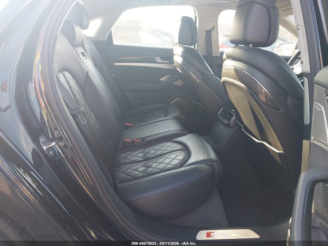 Продажа на аукционе авто 2015 Audi S8 4.0t, vin: WAUK2AFD3FN019900, номер лота: 44575023