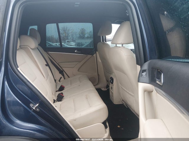 Продажа на аукционе авто 2016 Volkswagen Tiguan R-line, vin: WVGAV7AX8GW053624, номер лота: 44575037