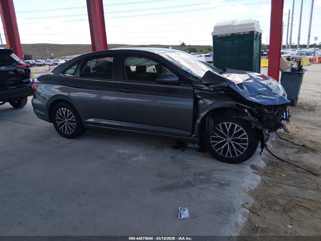 2021 Volkswagen Jetta 1.4t R-line/1.4t S/1.4t Se მანქანა იყიდება აუქციონზე, vin: 3VWC57BU7MM034041, აუქციონის ნომერი: 44575040