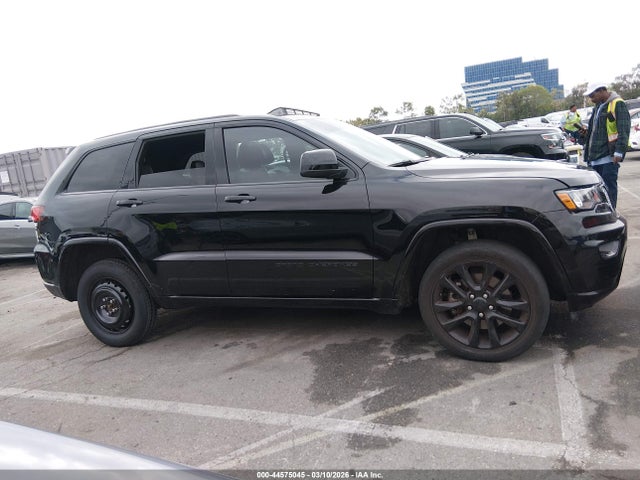 1C4RJFAG0MC583161 Jeep Grand Cherokee Laredo X 4x4