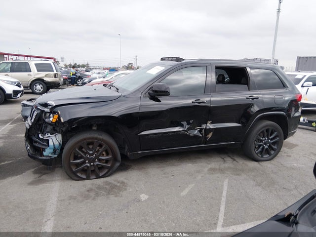 1C4RJFAG0MC583161 Jeep Grand Cherokee Laredo X 4x4