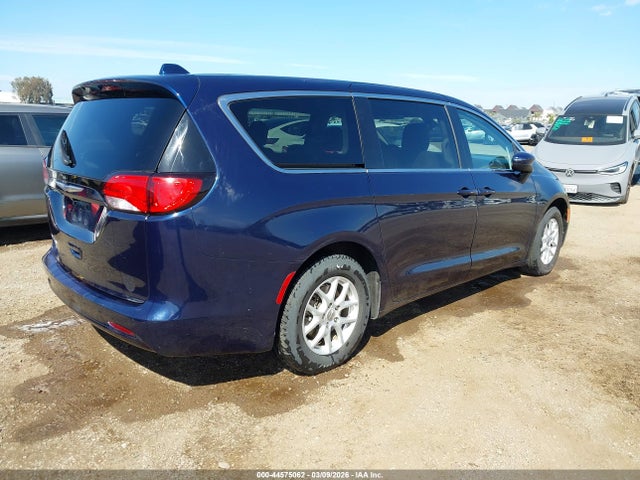 2017 CHRYSLER PACIFICA 2C4RC1DG3HR756693 Photo 3