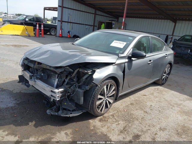 1N4BL4CV4KC211076 Nissan Altima 2.5 Sr