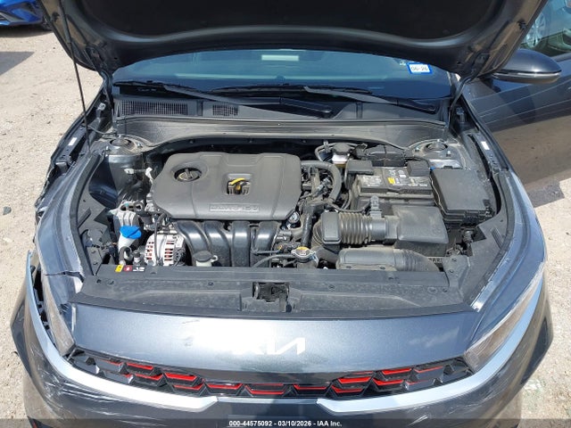 3KPF54AD9NE506607 KIA Forte Gt-line