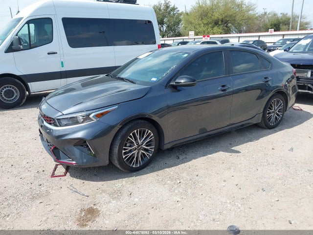 3KPF54AD9NE506607 KIA Forte Gt-line