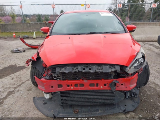 Ford FOCUS ST 2017 1FADP3L93HL348903 Image 13