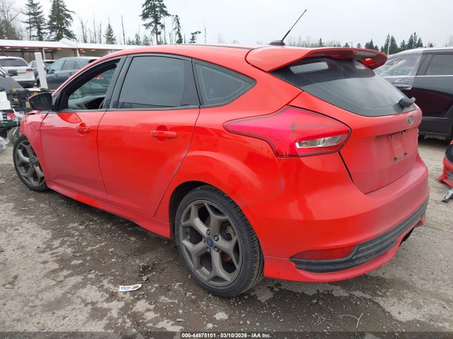 Ford FOCUS ST 2017 1FADP3L93HL348903 Image 3