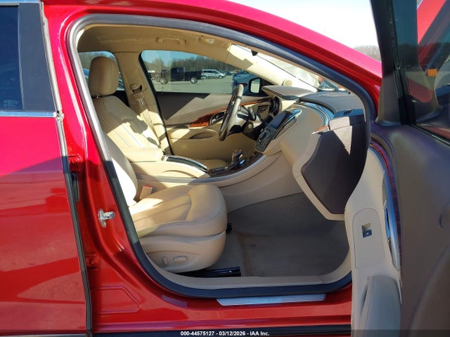 44575127 :رقم المزاد ، 1G4GC5E38DF225240 vin ، 2013 Buick Lacrosse Leather Group مزاد بيع