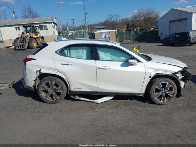44575131 :رقم المزاد ، JTHP9JBH1N2056293 vin ، 2022 Lexus Ux 250h مزاد بيع