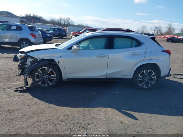 44575131 :رقم المزاد ، JTHP9JBH1N2056293 vin ، 2022 Lexus Ux 250h مزاد بيع