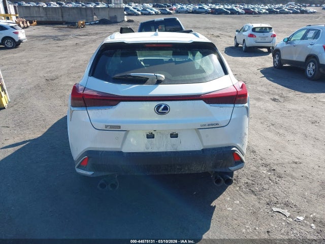 44575131 :رقم المزاد ، JTHP9JBH1N2056293 vin ، 2022 Lexus Ux 250h مزاد بيع