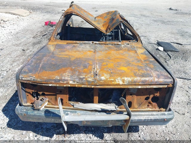 44575170 :رقم المزاد ، 1GCEK14H9GS191647 vin ، 1986 Chevrolet K10 مزاد بيع