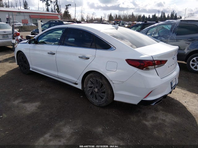 2018 HYUNDAI SONATA 5NPE34AFXJH682462 Photo 2