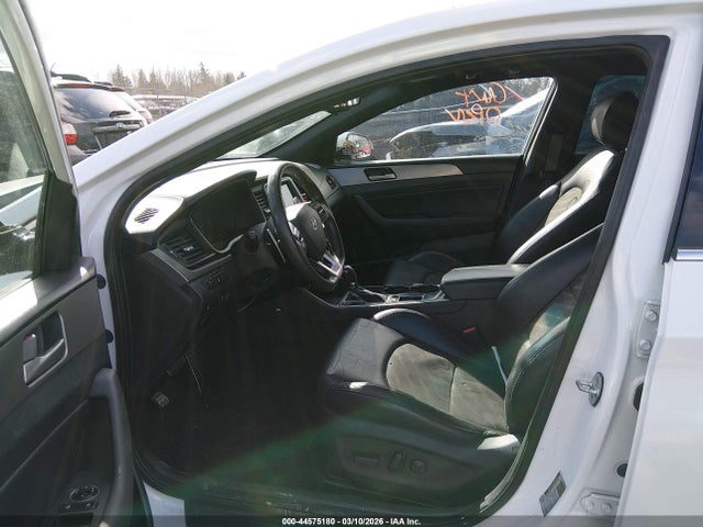 2018 HYUNDAI SONATA 5NPE34AFXJH682462 Photo 4