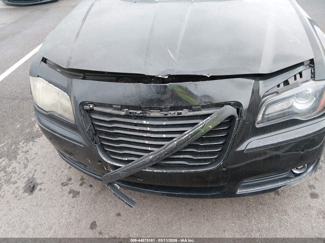 44575181 :رقم المزاد ، 2C3CCAPT6CH273894 vin ، 2012 Chrysler 300c Luxury Series مزاد بيع