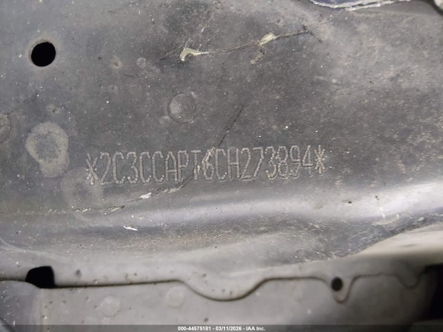 44575181 :رقم المزاد ، 2C3CCAPT6CH273894 vin ، 2012 Chrysler 300c Luxury Series مزاد بيع